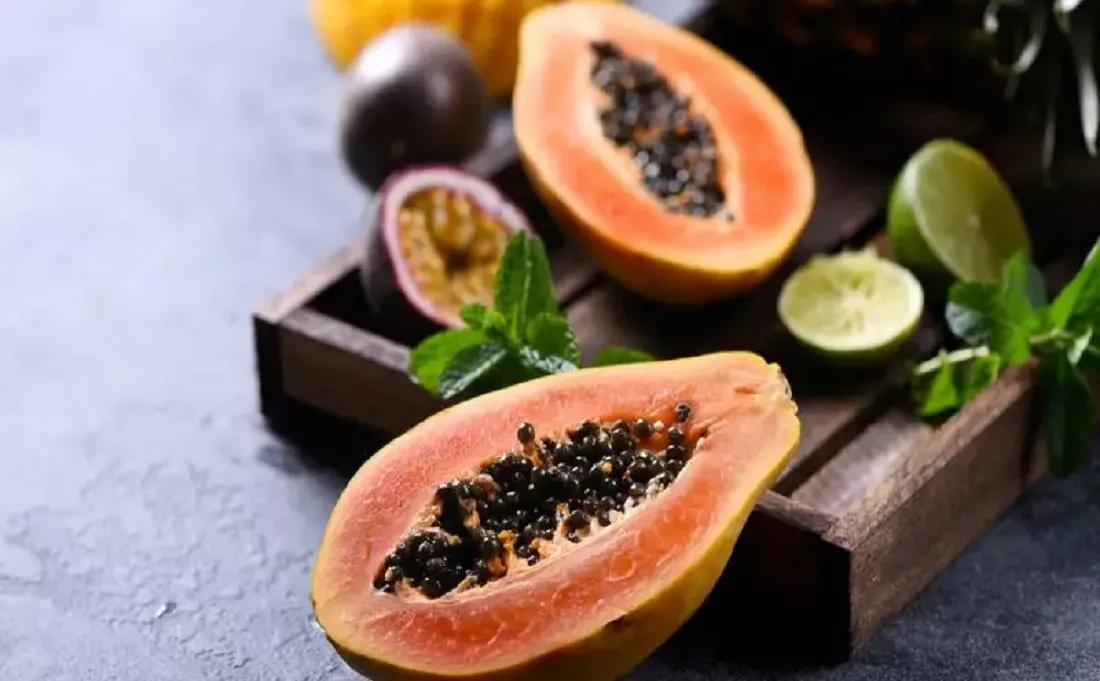 Can we eat papaya at night after dinner?