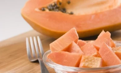 Can we eat papaya in loose motion?