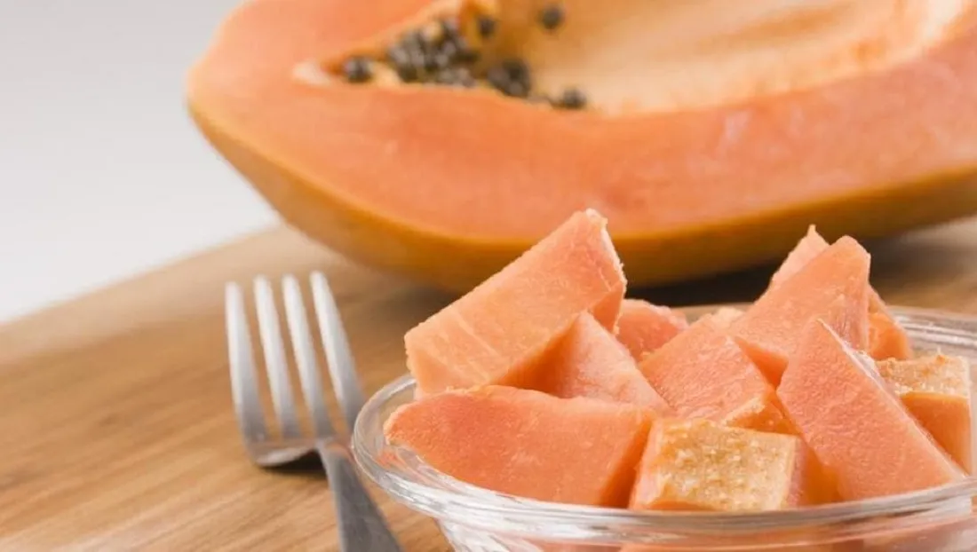 Can we eat papaya in loose motion?