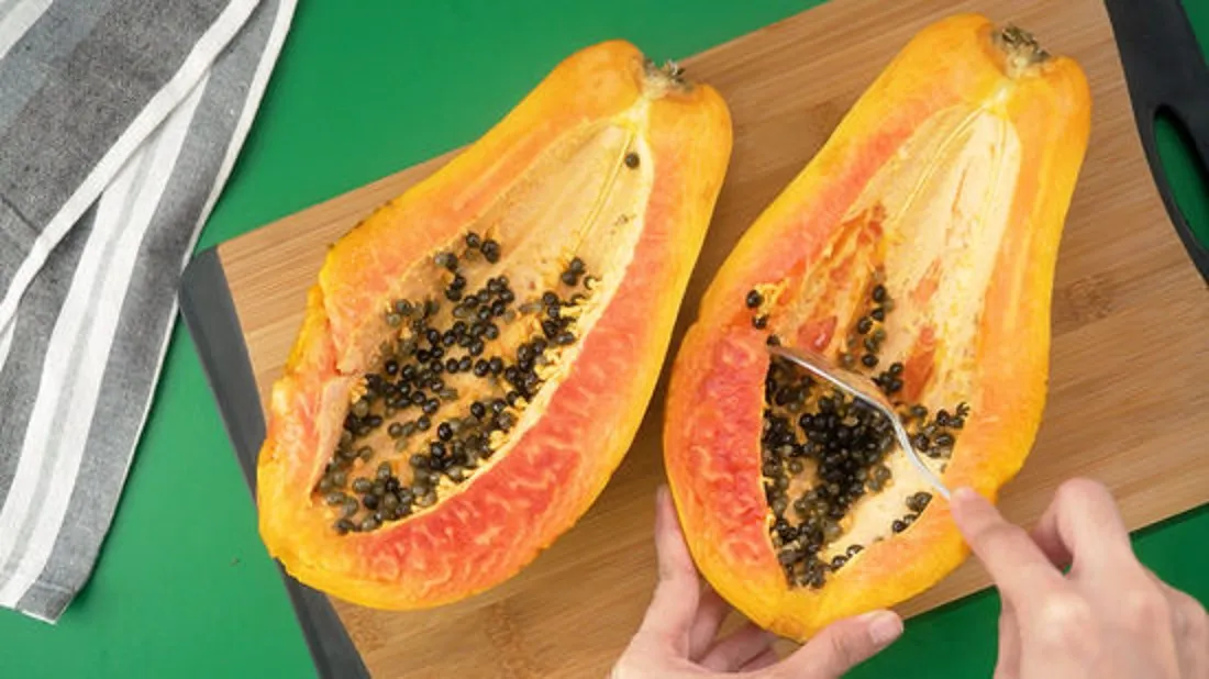 How much papaya seeds should I eat per day